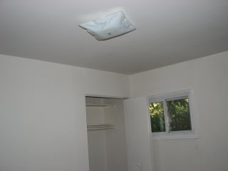 Front bedroom light
