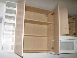 kitchen
                    cabinets